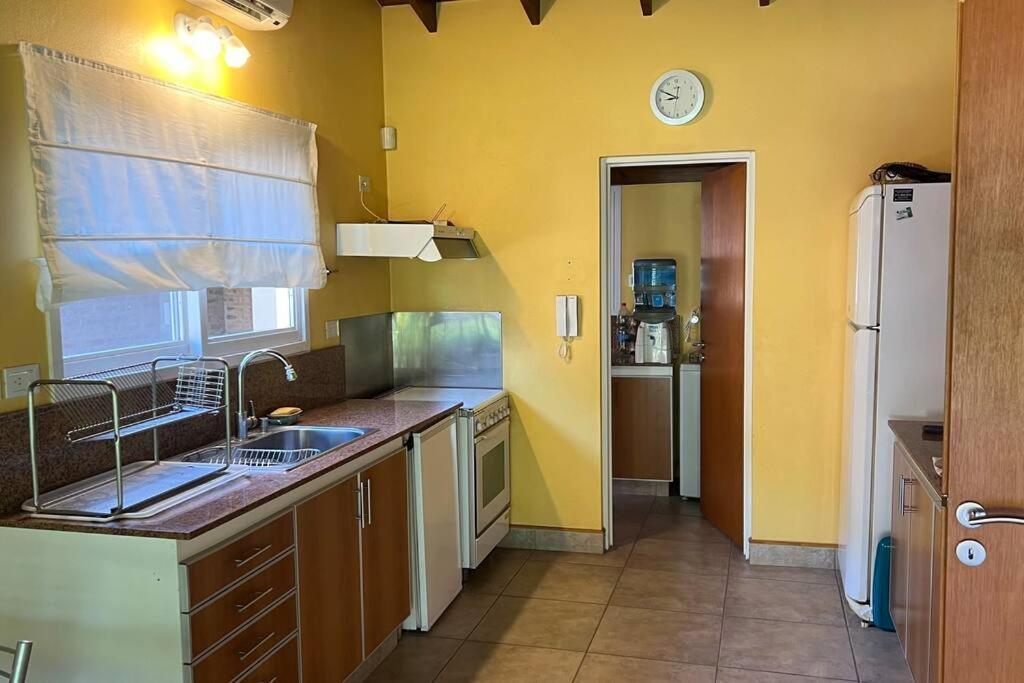 Holiday home Casa En Ing. Maschwitz Con Gran Parque Y Pileta Ingeniero Maschwitz